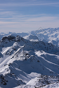 寒冬美丽的山地风景 树 山脉 法国 雪 假期 晴天图片