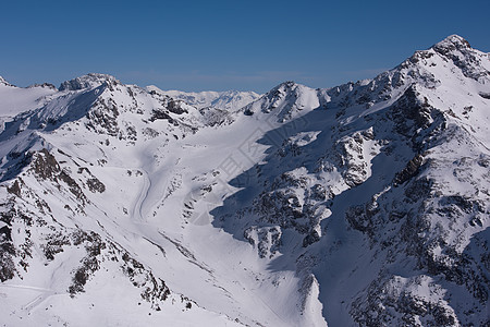 寒冬美丽的山地风景 冰 高山 欧洲 顶峰 全景 蓝色的图片