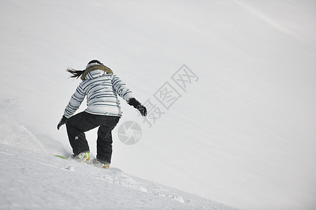 雪板妇女 自由泳 天空 单板滑雪 乐趣 滑雪 冬天 运动 闲暇图片