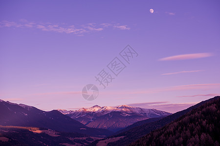 冬冬山 早晨 自然 季节 首脑 日出 蓝色的 霜 冷杉 岩石图片