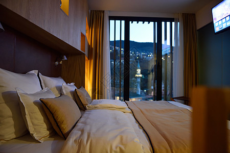 卧室夜景现代旅馆房间 椅子 卧室 巴洛克风格 旅行 木头 灯 客人背景