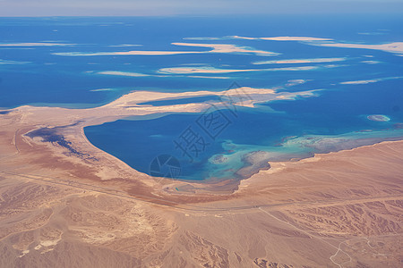 埃及Hurghada以北苏伊士湾南部红海沿岸的红海岸 阿拉伯 埃尔古纳图片