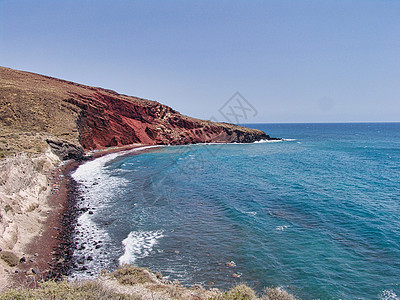 希腊圣托里尼岛 美丽的夏月风景 海滨和红海滩的景色 海洋 基克拉泽斯图片