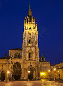 奥维多圣萨尔瓦多大教堂 城市 天 寺庙 欧洲图片