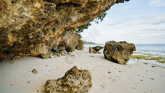 安达附近的美丽的热带热带海滩 与花岗岩岩石 菲律宾博霍尔岛 旅游目的地 夏天图片