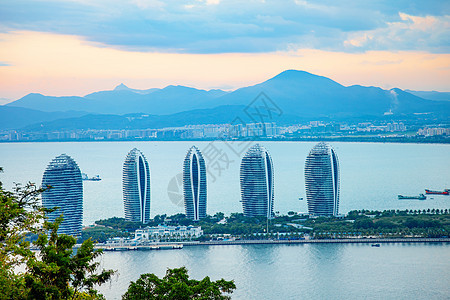 中国海南岛风景日落海景 奢华 三亚 天际线 建筑学 云图片