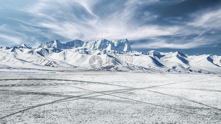 雪山背景图片