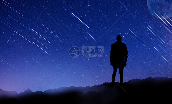 星空下的剪影图片