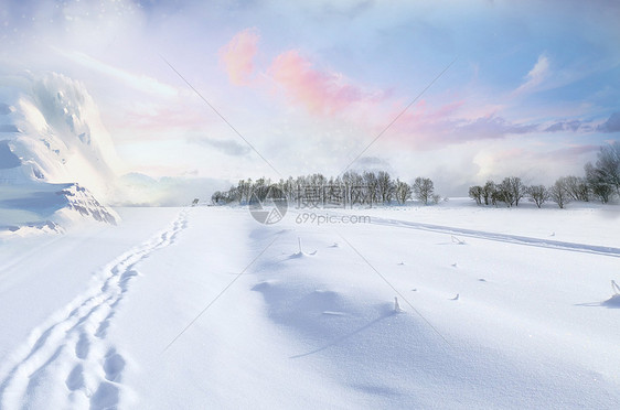 雪山公路背景图片