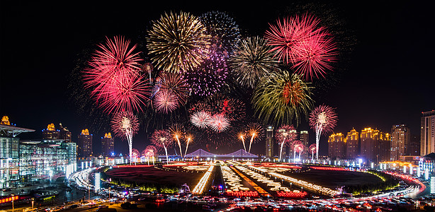 夜光城市烟花场景设计图片