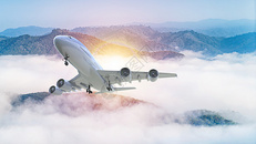 云层中的飞机图片