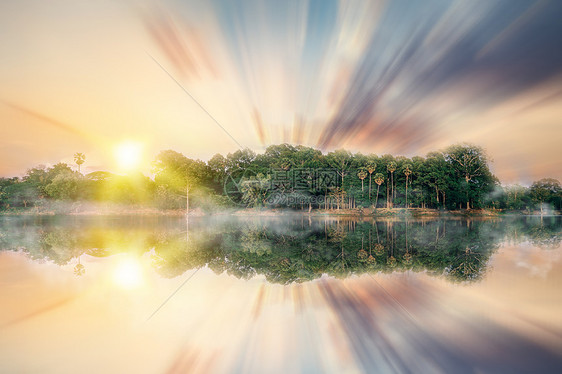 梦幻湖水场景图片