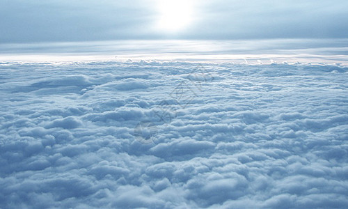 云端的风景图片