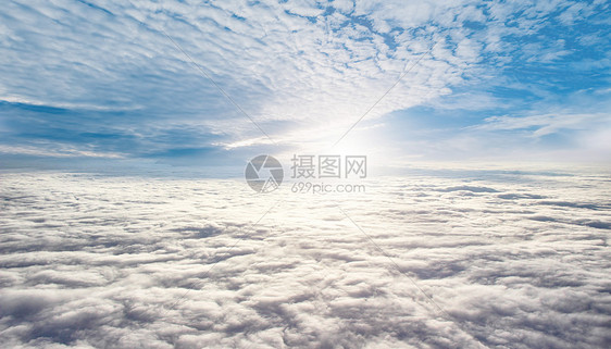 高空云端背景图片