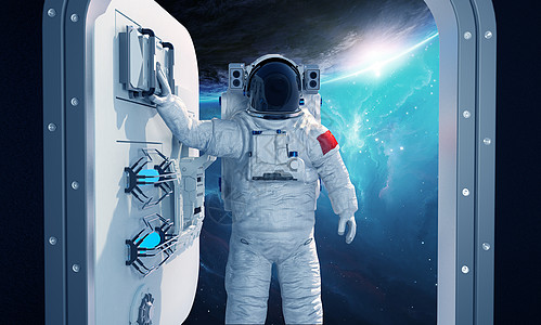 开太空舱门的宇航员图片