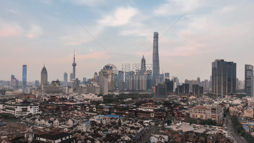 该gif动态图片标题为城市夜景gif,编号:401079809,格式:gif,体积:0