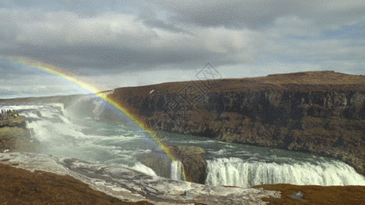 彩虹瀑布实拍GIF图片
