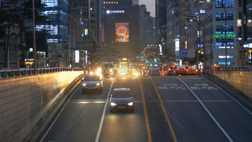 韩国汉城市中心繁荣公路gif动图图片-正版gif素材401084332-摄图网