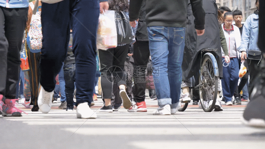 人流穿梭gif动态图片素材下载_动图编号401091182_摄图网