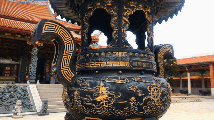 gif动态图片下载,该gif动态图片标题为宝鼎香炉gif,编号:401105090