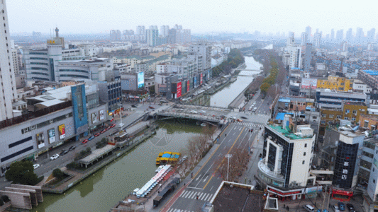 白天的城市白天城市交通延时GIF高清图片