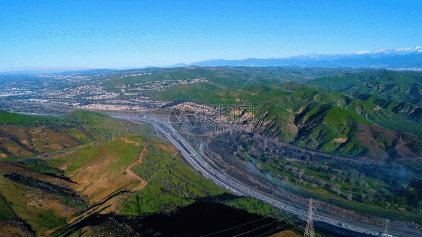 航拍壮观山川gif