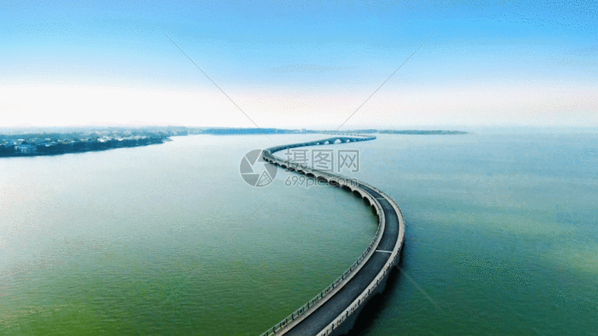 图正版 gif动态图片下载,该gif动态图片标题为上海青浦淀山湖gif,编