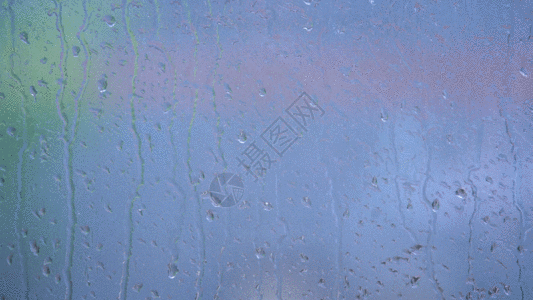 下雨天的玻璃GIF图片