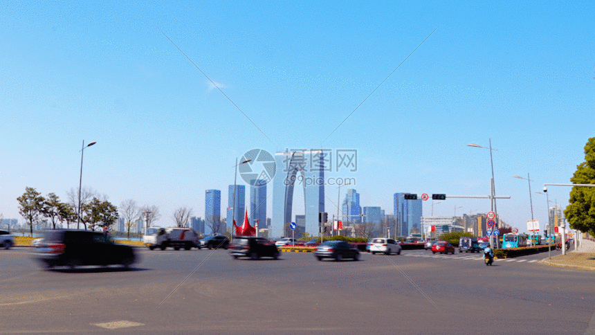 苏州东方之门延时交通gif动图图片-正版gif素材401217663-摄图网