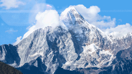 3D云设计雪山和天空gif高清图片