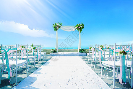 婚礼海边场景图片