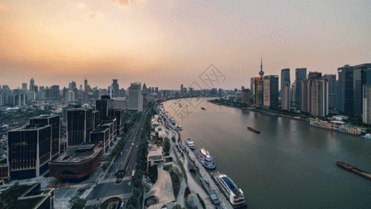 俯瞰城市 上海上海北外滩黄浦江畔gif高清图片