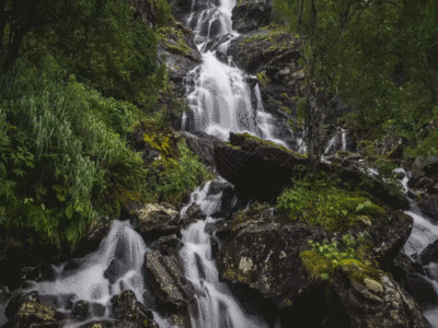 山泉瀑布流水GIF山间高清图片素材