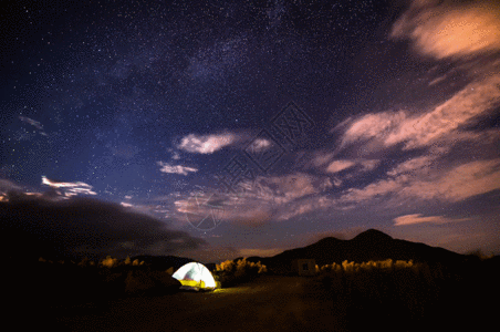 帐篷 夜景星空下的帐蓬gif高清图片