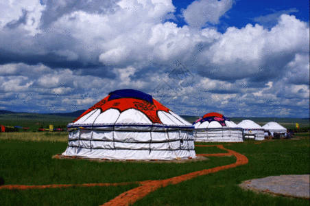 草原帐篷蓝天下的蒙古包gif高清图片