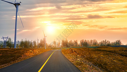 乡村公路秋天风景高清图片