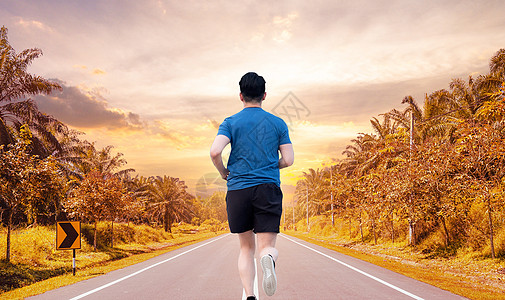 逆风向前向前奔跑设计图片