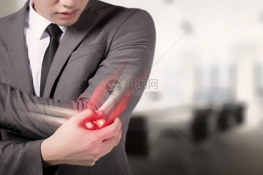  伤病与荣耀交织杜兰特和浓眉的职业生涯十字路口