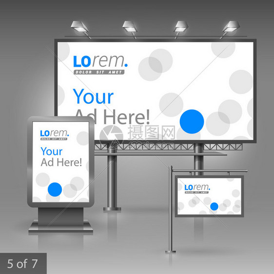 设计有蓝色和灰色圆环的公司身份的白色户外广告设计Cposeri图片