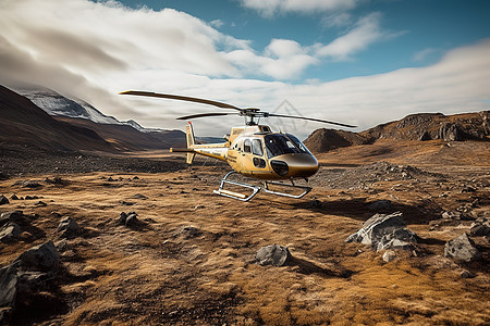山上的直升机飞机图片
