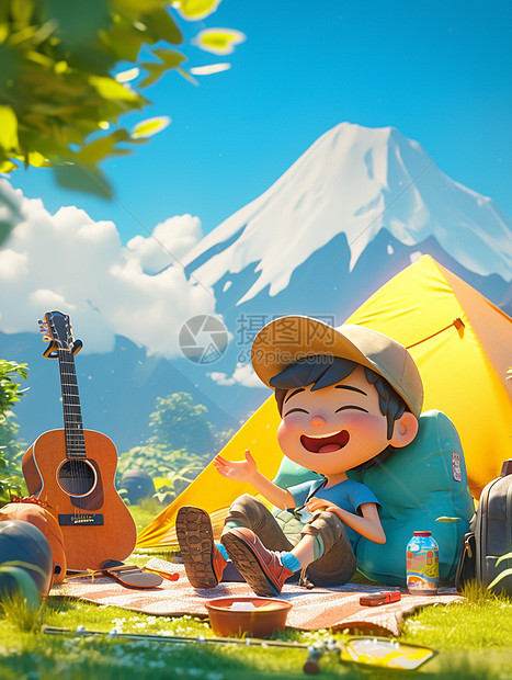 春天在山坡上露营弹琴开心笑的小男孩图片