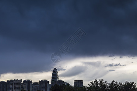 雨后城市图片