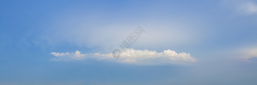 蓝天白云自然风光图片