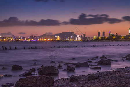 冷暖色对比夕阳红海峡背景