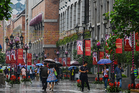 楚河汉街武汉雨街高清图片