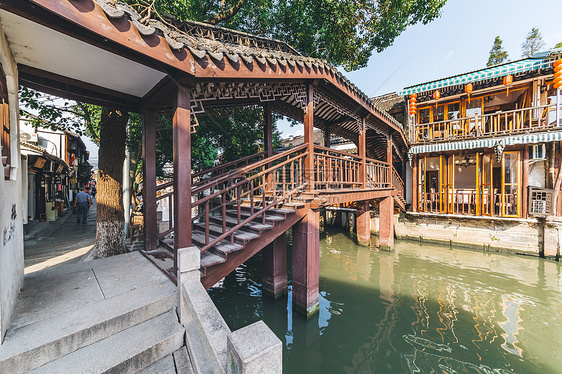 江南水乡古镇朱家角廊桥