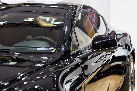 黑色高级豪华轿车效率安全图片