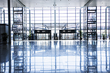 机场大厅的建筑设计图片