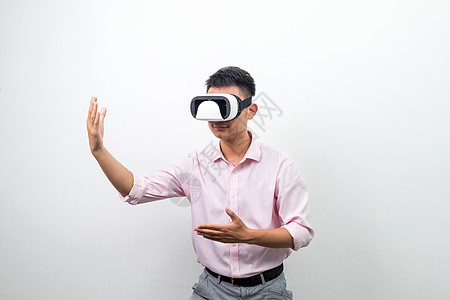 男人练太极体验虚拟现实VR太极运动背景
