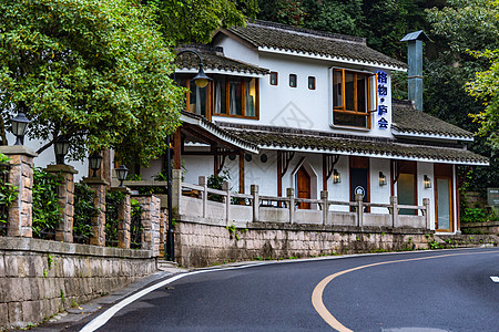 向前向上的道路背景图片